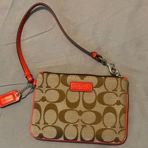 Coach Wristlet new without tags